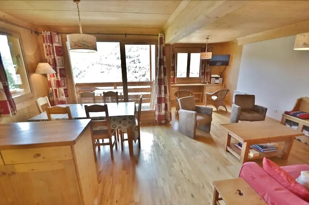 Apt E4 Les Echelles - ARAVIS Holidays
