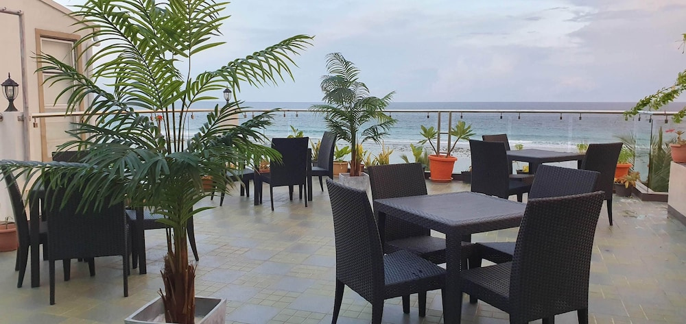 Huvan Beach Hotel at Hulhumale