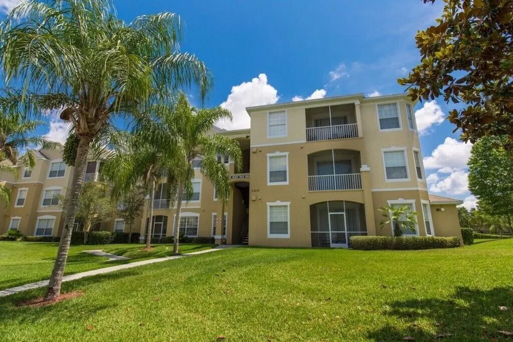 Silver Palm View