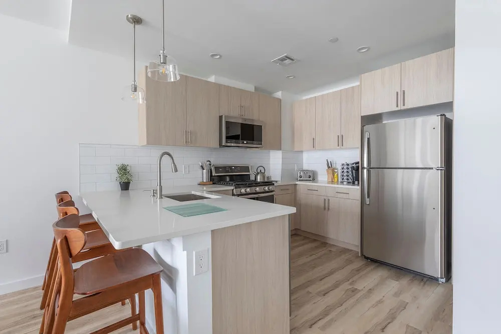 Sun-drenched 3BR Loft With Outdoor Space Near NYC