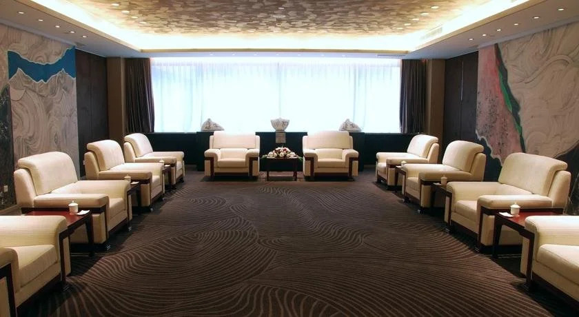 Chalon International Hotel