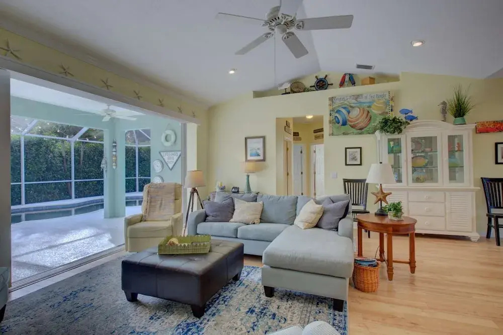Tortuga Pool Home