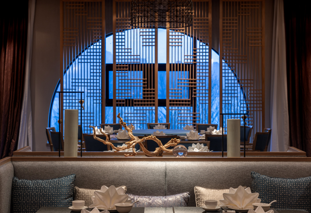 Crowne Plaza QingdaoOriental Movie Metropolis by IHG