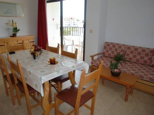 Apartamentos Mar Bella