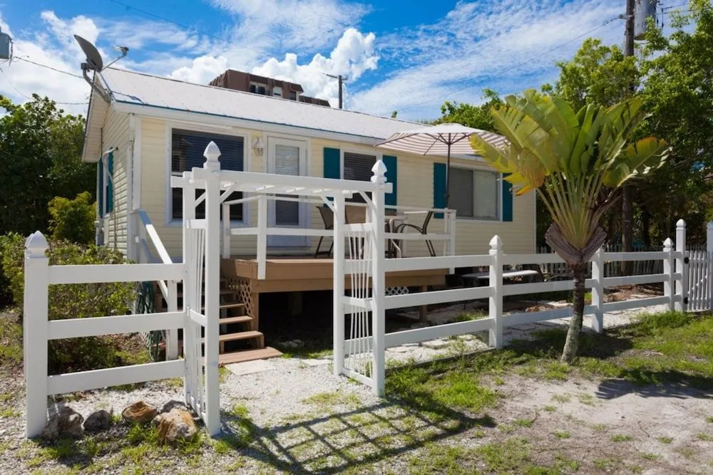 Fort Myers Beach Area 2680