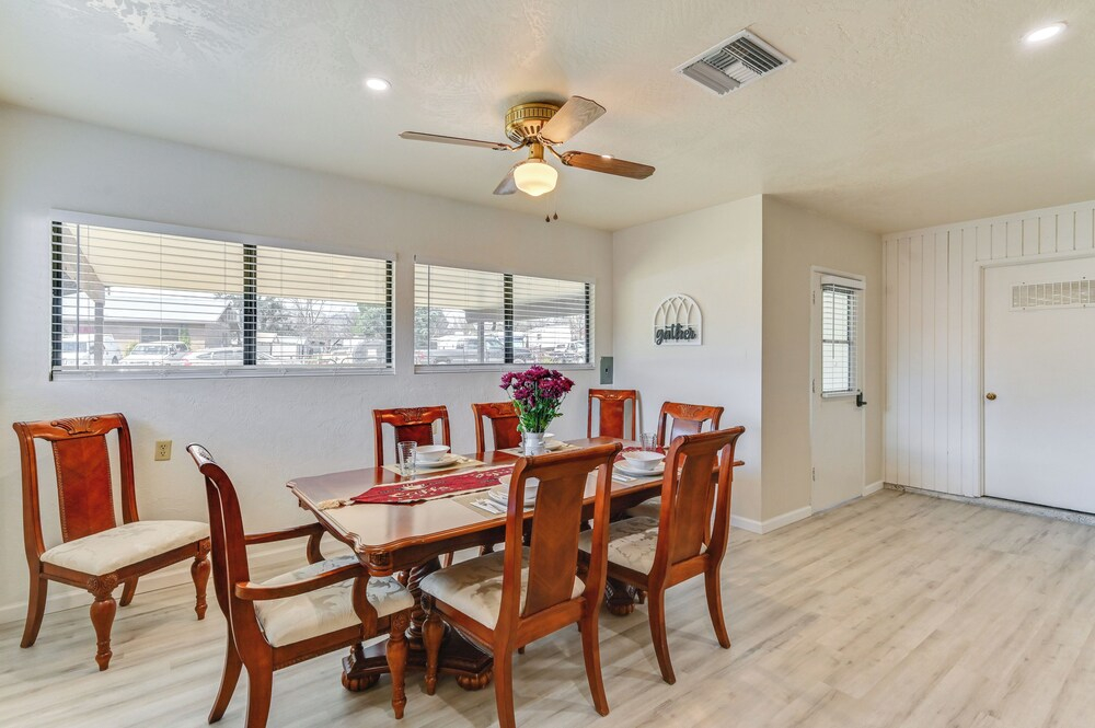 Pet-friendly Camp Verde Home w/ Gas Grill!