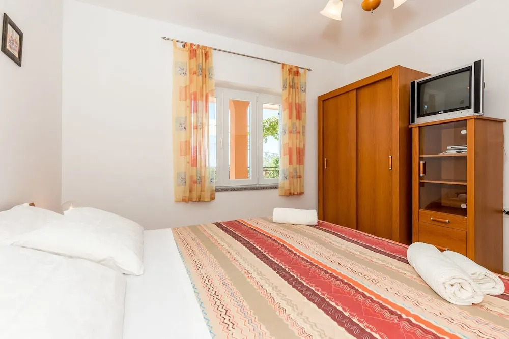 Apartments Ivan Sea View Lun