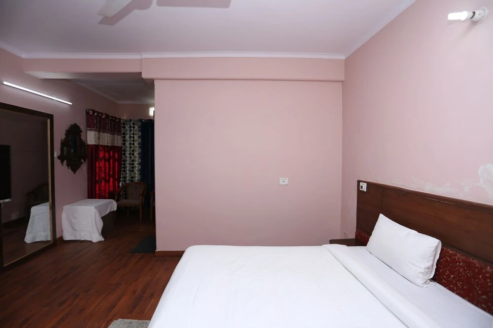 OYO 11048 Home 5BHK Villa Bhumiyadhar Nainital