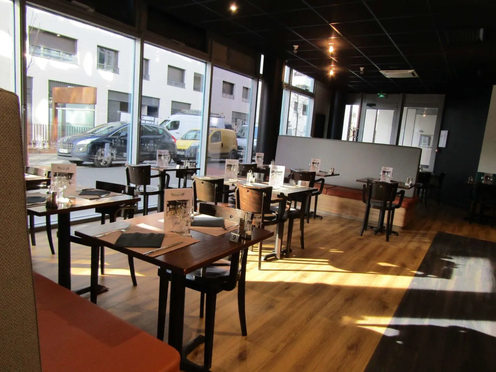 ibis Styles Massy Opéra