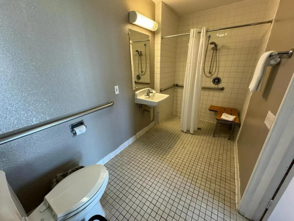 Motel 6-Ventura, CA - South