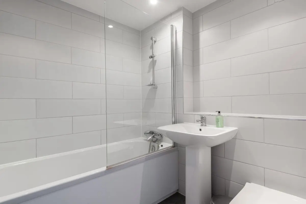 The South Kensington Mews - Lovely & Bright 5BDR Kensington Mews