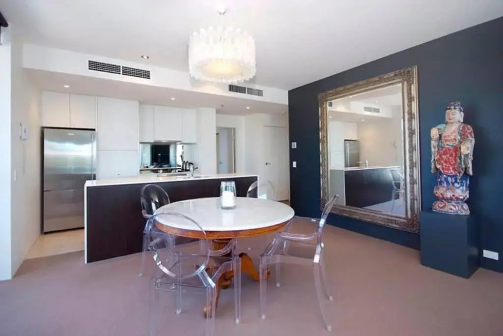 301 Harbour View
