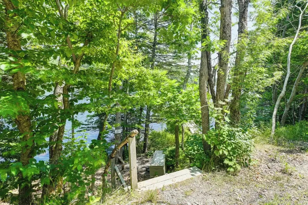 17 Mi to Acadia: Cottage Near Downtown Ellsworth!