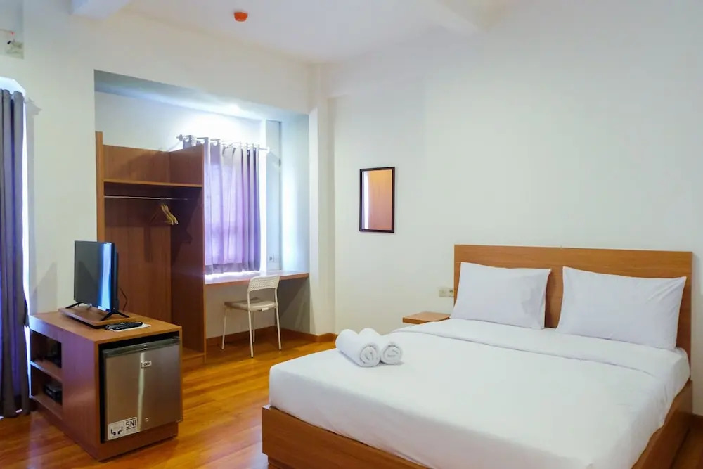 Spacious Studio Apartment at Grand Center Point