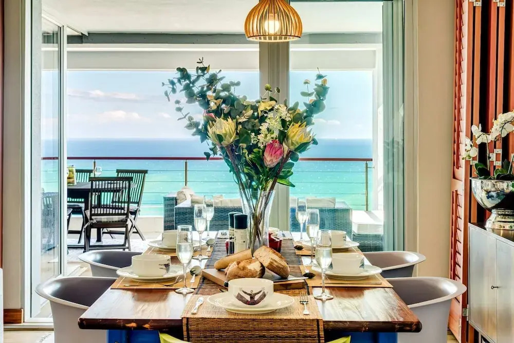 Refined Comfort and Scenic Beauty at Aviewor2