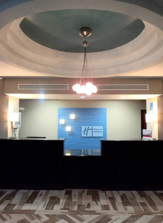 Holiday Inn Express & Suites Roanoke Rapids by IHG