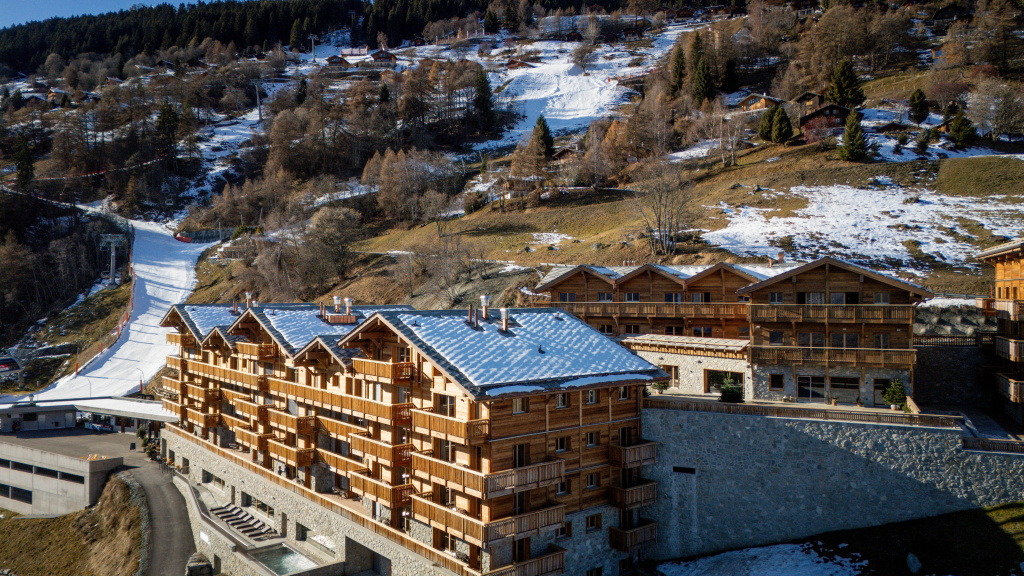 Dent Blanche Resort - TemptingPlaces Collection
