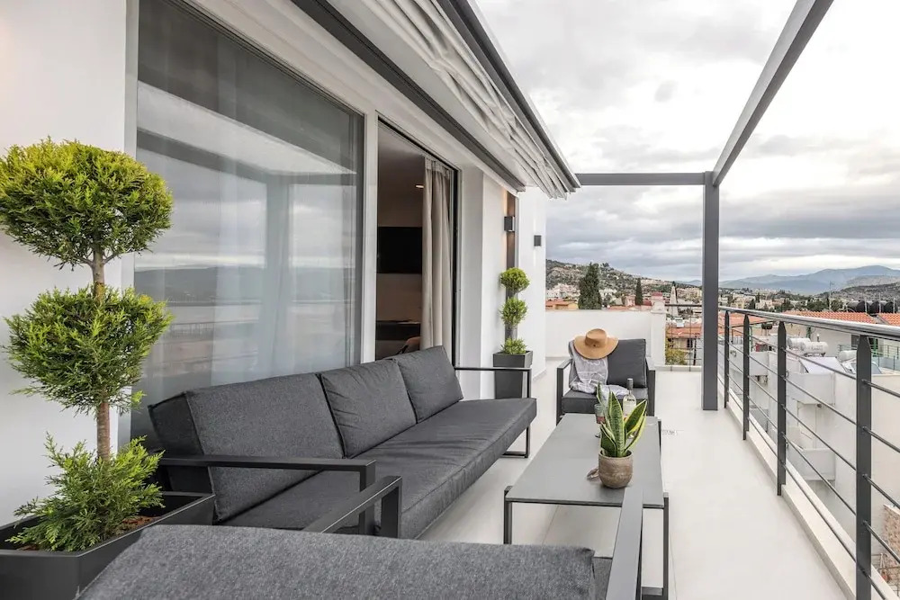 Noma Suites Tolo