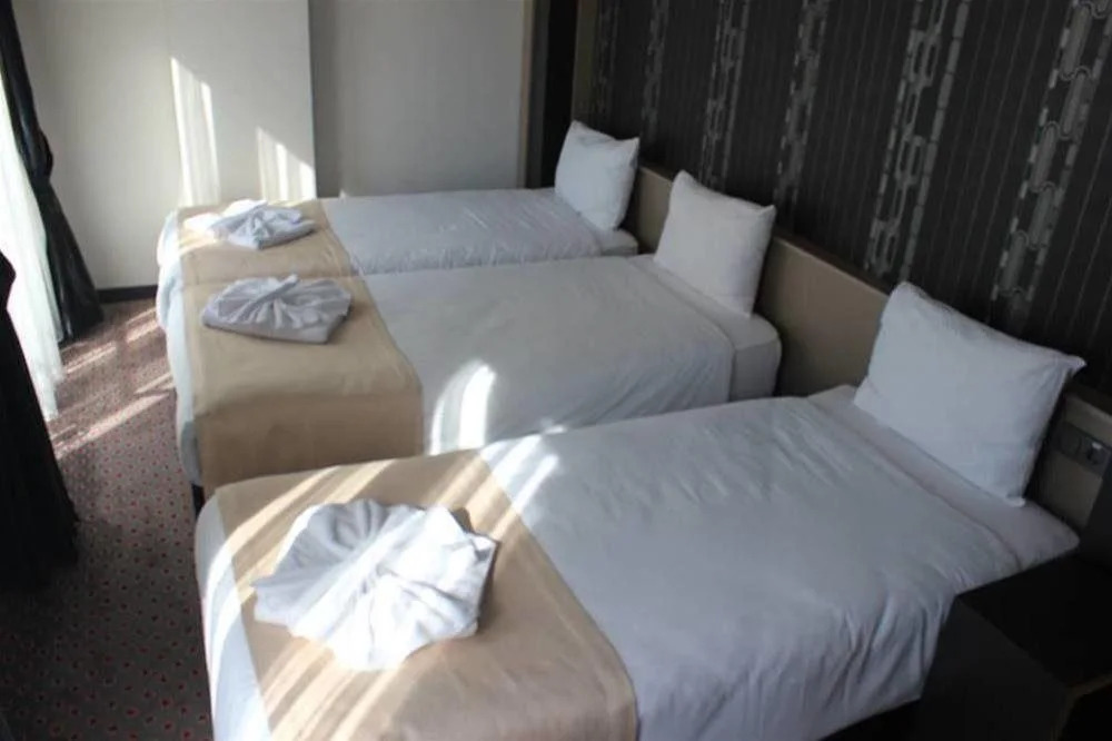 Lovcen House Hotel