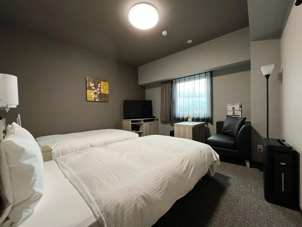 Hotel Route Inn Tokushima Airport -Matsushige Smartinter