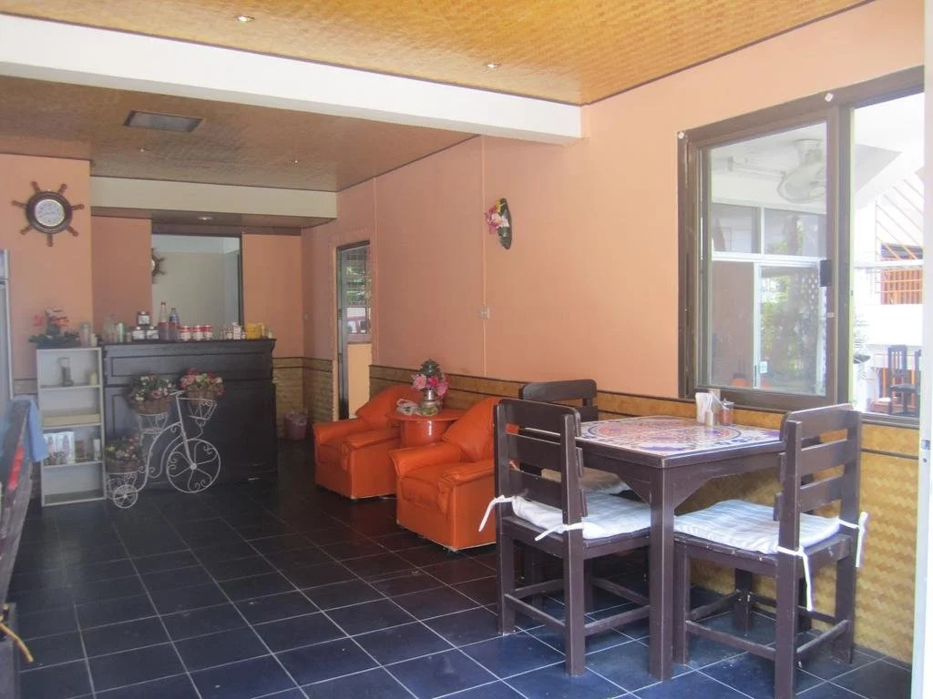 Dutch Guesthouse