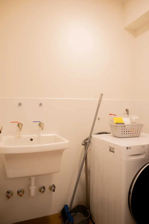 w Charming 2BR Stay in Miraflores