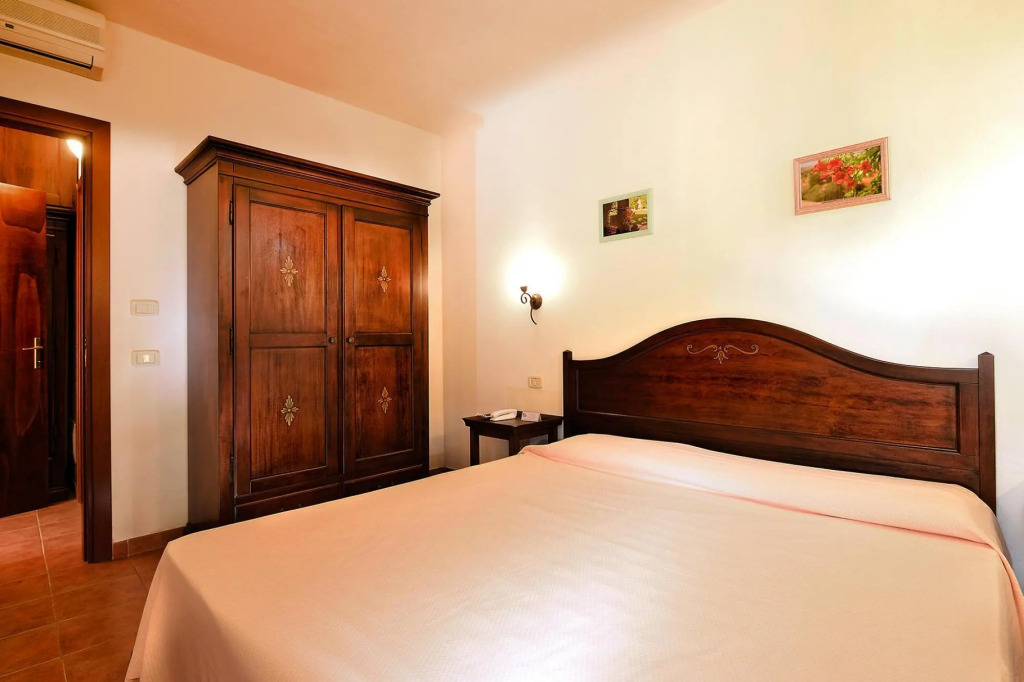 Apartment in Magliano with bar