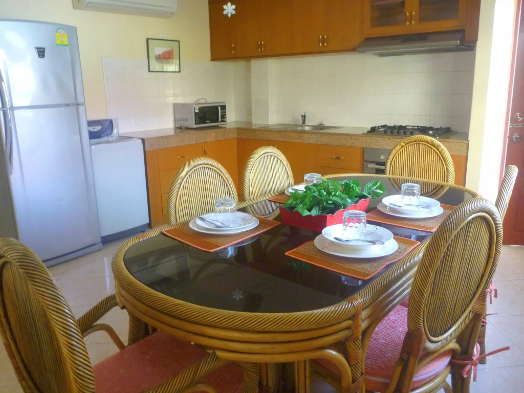 BUTTERFLY GARDEN BOUTIQUE RESIDENCE by Luxury View EX LG Apts and Villas, A Lifestyle Destination 1 to 3 bedroom units 110 to 190 sqmtr, 2 FULL Bathrooms, Rain shower, Complete kitchen, FREE Fast Fiber WIFI, 55" SMART TVs, 24-7 Staff, SPA BATH, FREE BBQ