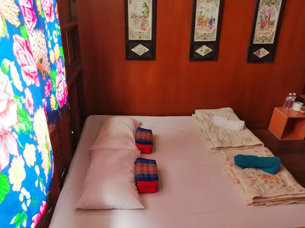 Chiangkhan Hotel