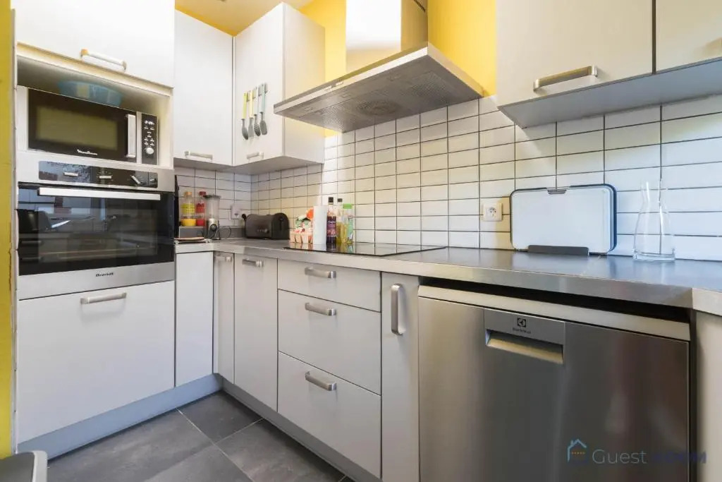 Maison avec jardin de 1200m et billard