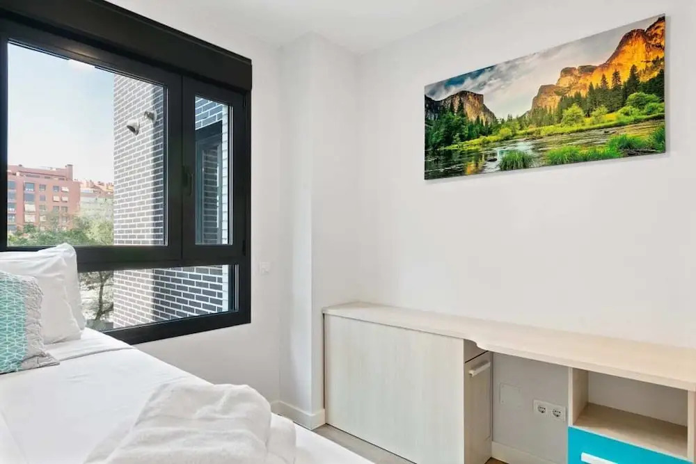 Stunning 2 Bed Apt, Sleeps 6 nr Adelfas