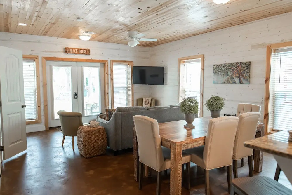 La Concha Cottage 3 Bedrooms 2.5 Bathrooms Condo