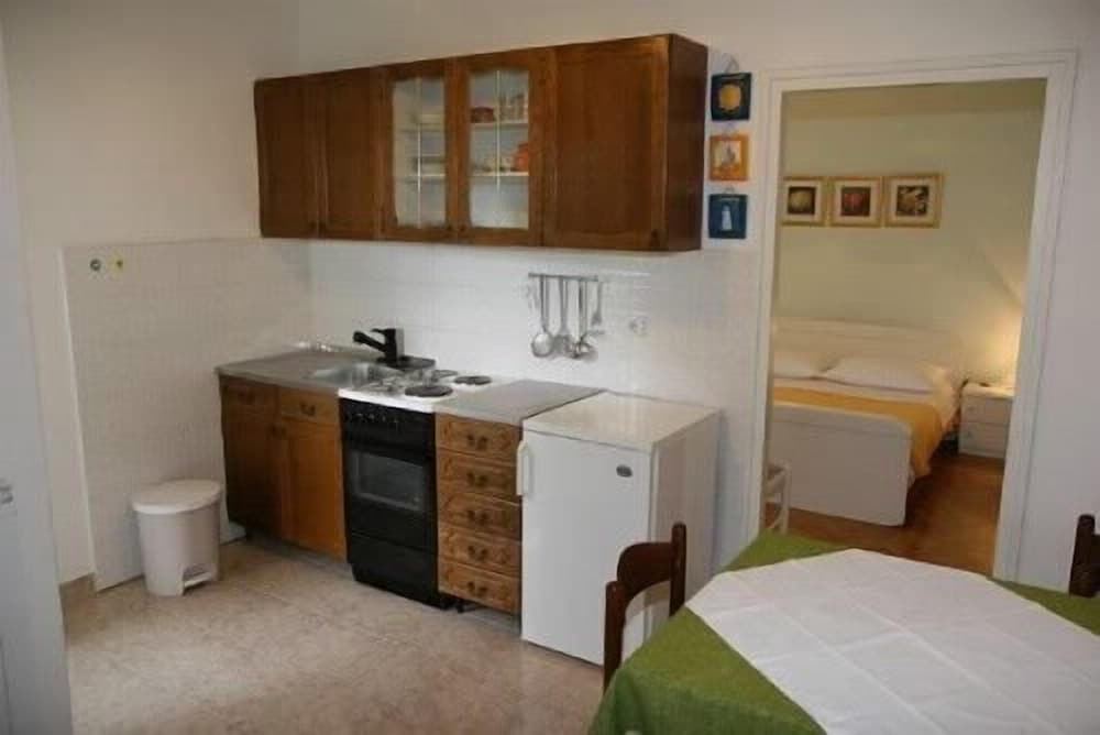 Apartments and Rooms Nada