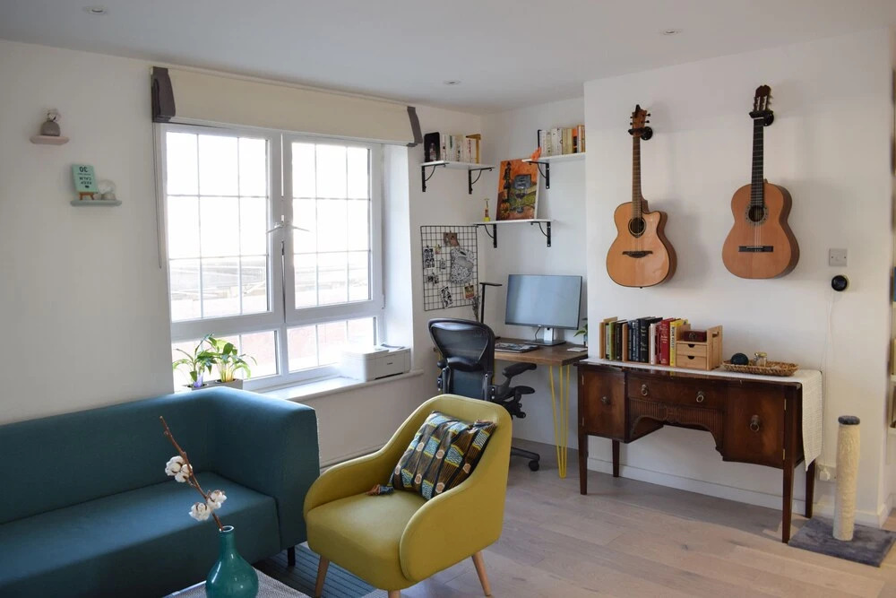 2 Bedroom City Home in Oval