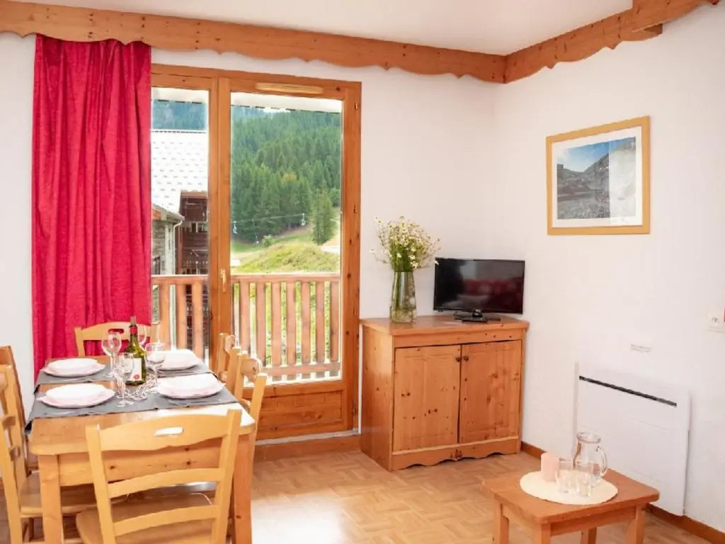 Appartement Puy-Saint-Vincent, 3 pièces, 6 personnes - FR-1-504-613