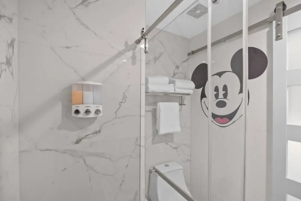 2 Bedroom Deluxe - Theme Park