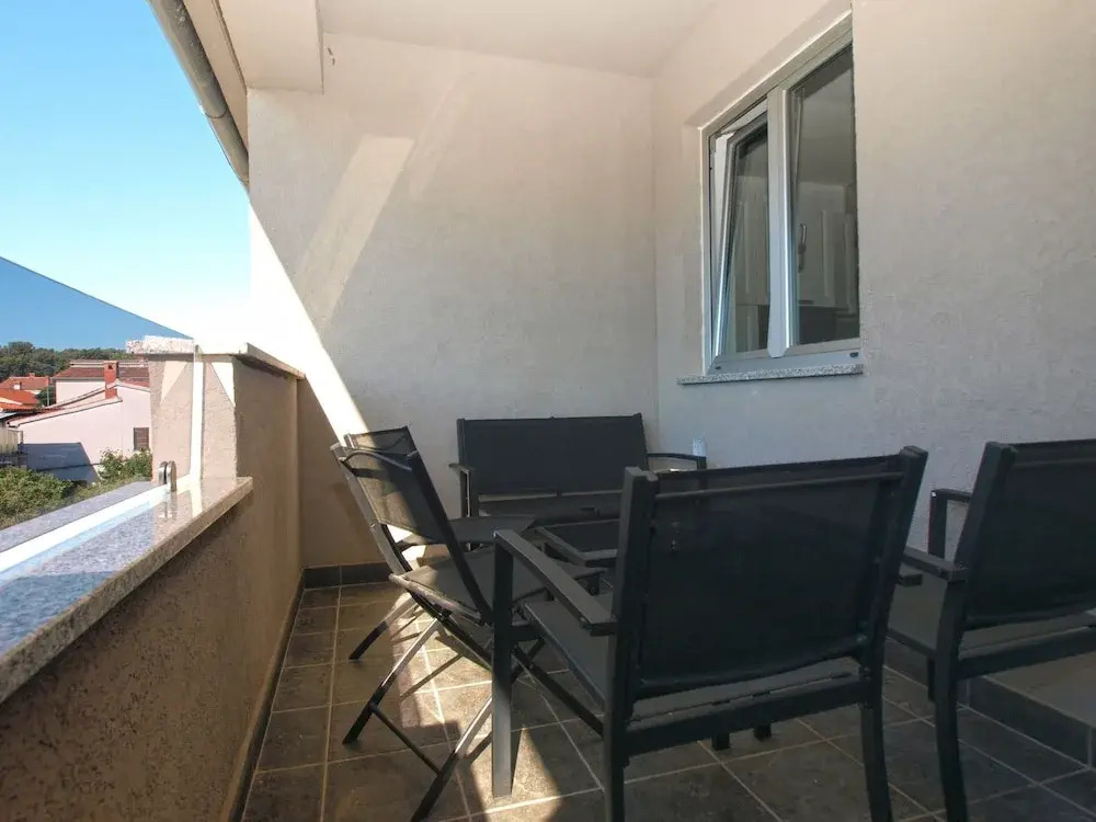 Apartment 1634