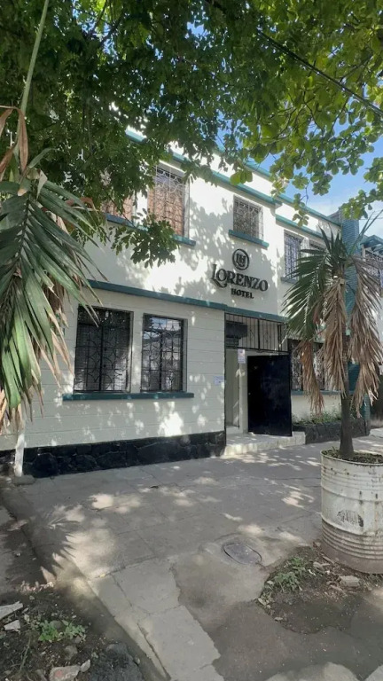 Lorenzo Hotel