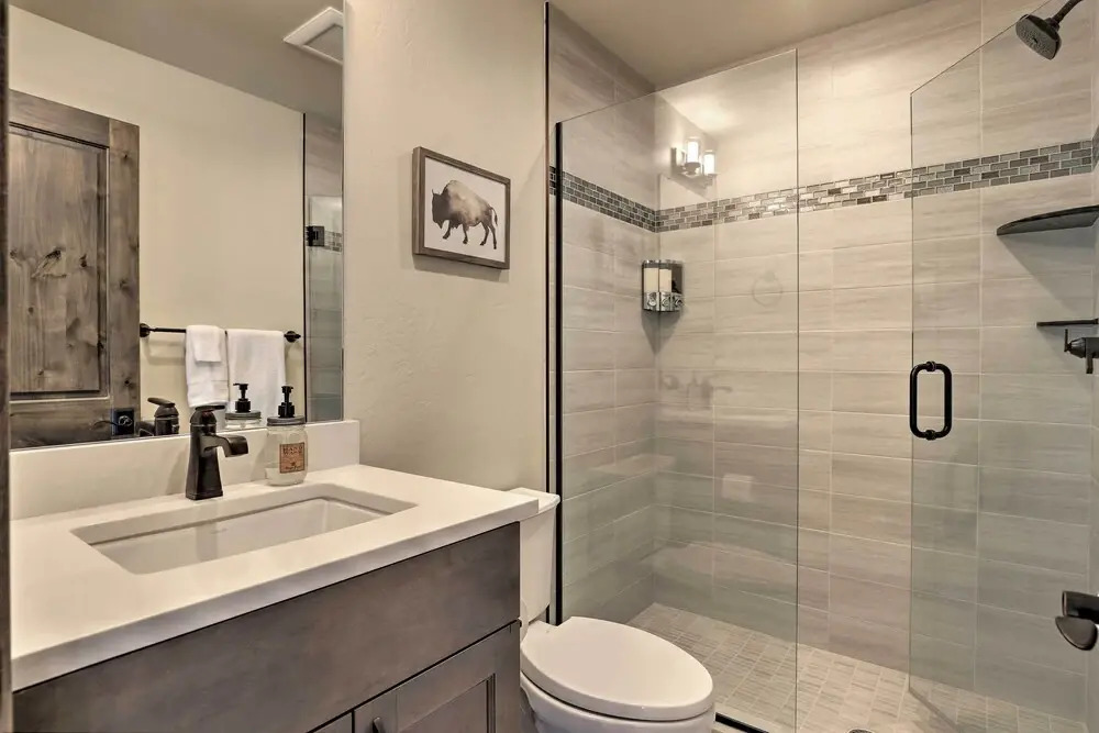 Ideally Located Winter Park Townhouse w/ Hot Tub!