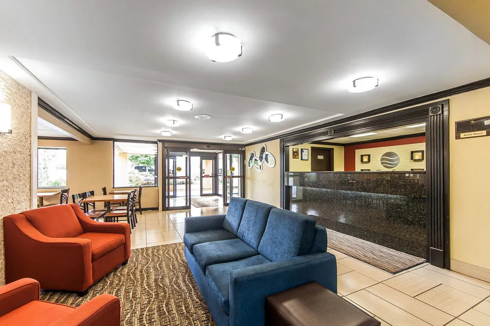 Comfort Inn & Suites Cleveland