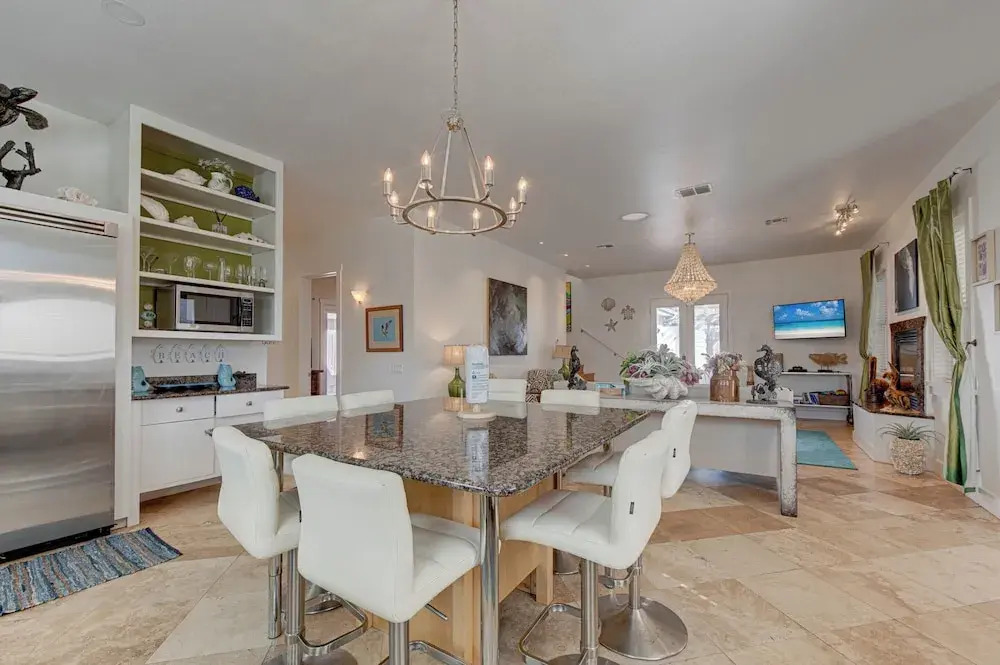 La Dolce Vida by Silver Sands Vacation Rentals