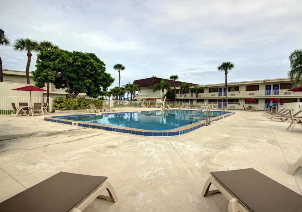 Motel 6-Cocoa Beach, FL