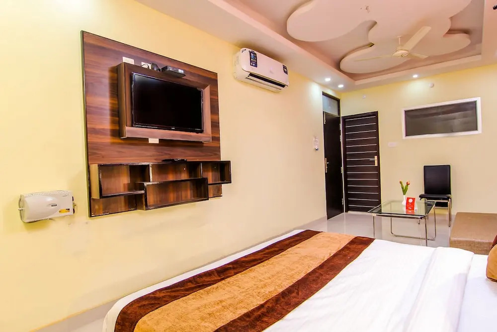 OYO 6806 Hotel Bodhi INN