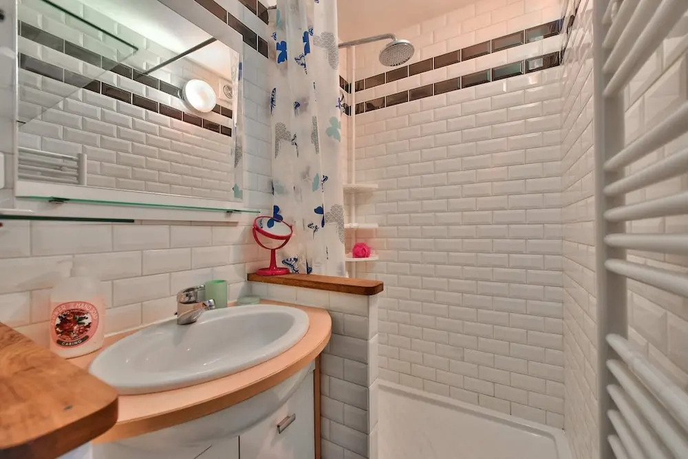 Superb Apartment at the Foot of the Sacré-coeur