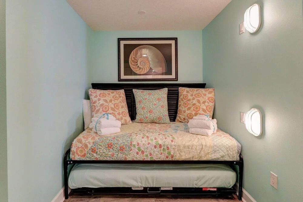 Grand Panama by Panhandle Getaways