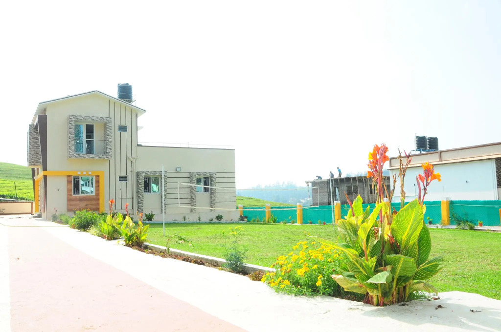 Asif Residence for Executives & Families (only)