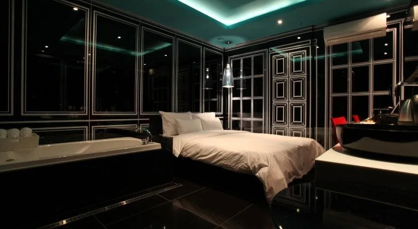 Hotel Pop 2