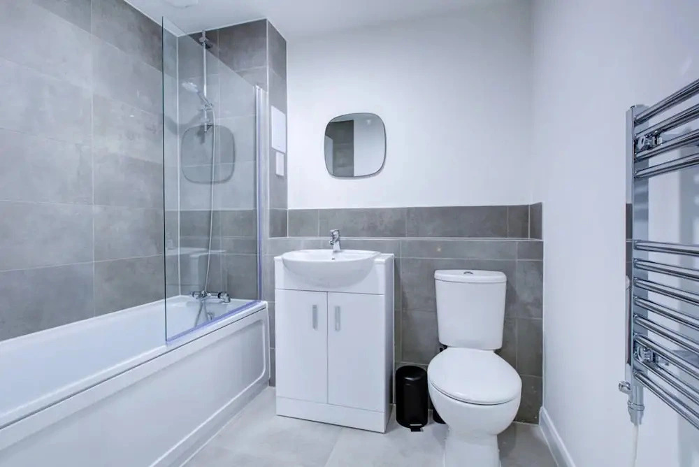 Penny Place Retreat Central 2bed 2bath by Station Free Parking