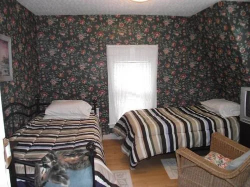Water Street Lighthouse Bed & Breakfast