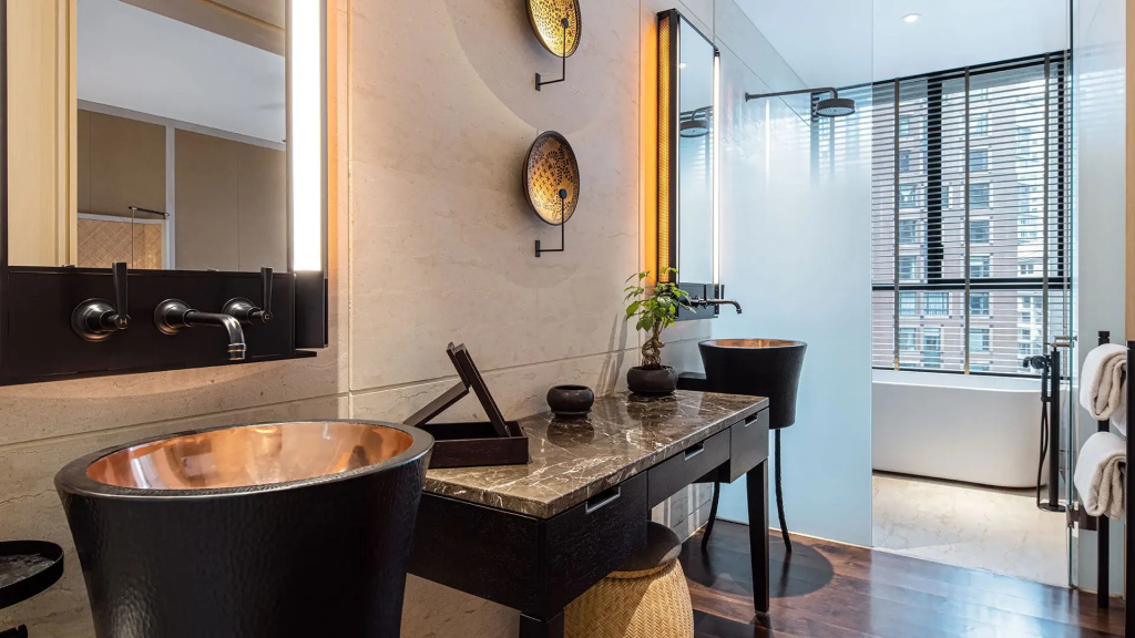 The RuMa Hotel and Residences